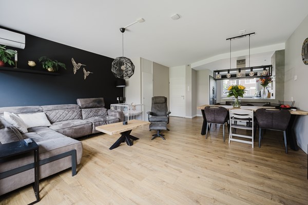 Medium property photo - Snoekenveen 102, 3205 CM Spijkenisse